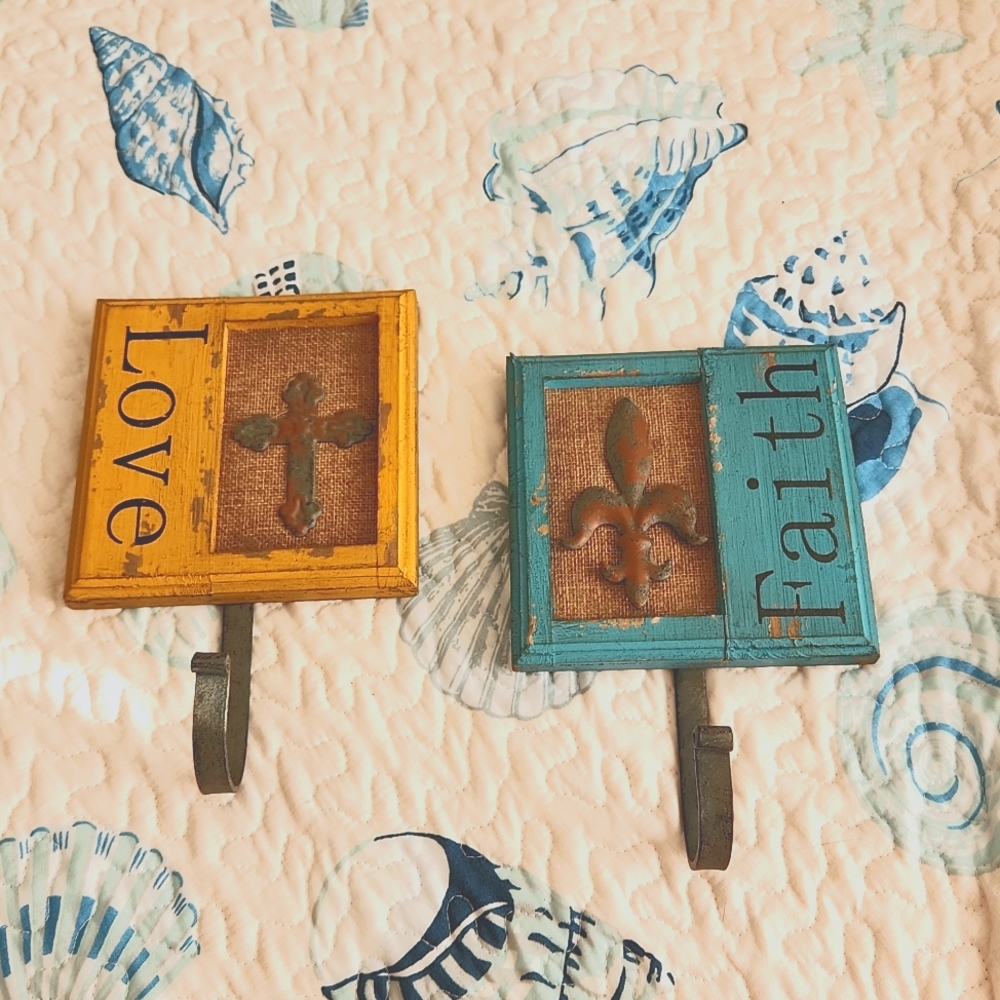 Wall decor